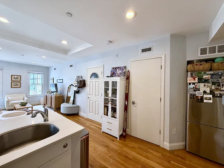77 F St #2 — Photo 5