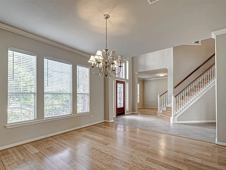 4602 Butler Springs Ln — Photo 6