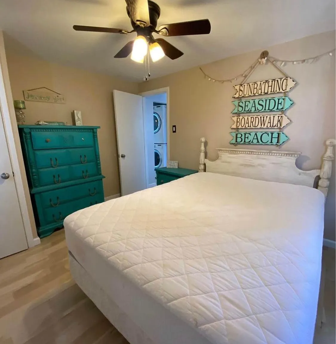 3 bed, 924 sqft, $2,400 — Photo 2