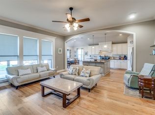 4172 Carolyn Rd, Fort Worth, TX 76109