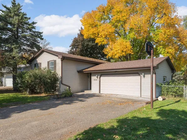 9500 99th Pl N, Maple Grove, MN 55369