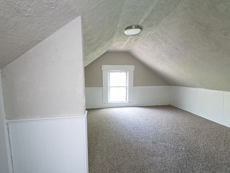 1310 Buhrer Ave — Photo 17