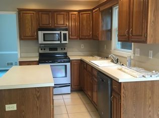 3606 Shaker Mill Ct, Louisville, KY 40220