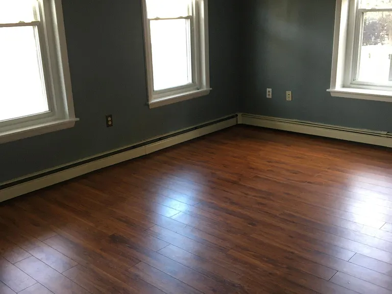 113 Susquehanna Ave — Photo 2