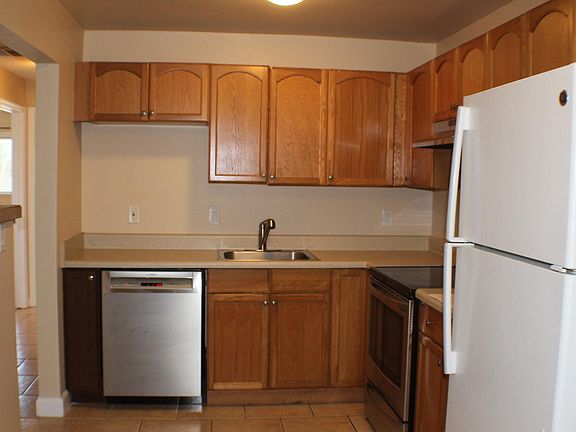 3rd image of 415 N Halifax Ave APT 201