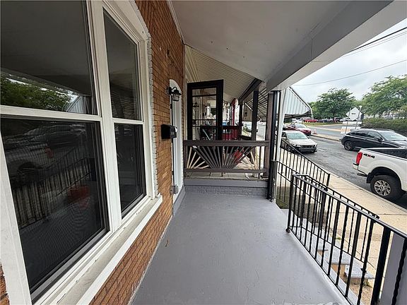 3rd image of 512 1/2 N Wyoming St