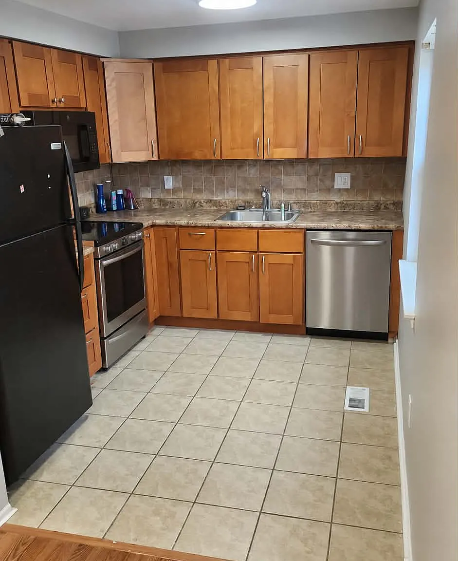 2 bed, 912 sqft, $1,700 — Photo 4