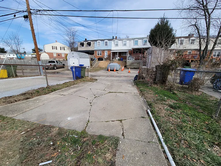 5253 Cedgate Rd #1 — Photo 32