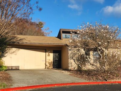 1000 Damon Ct, Santa Rosa, CA, 95401