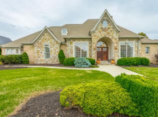 8093 Chinkapin Ct, Ooltewah, TN 37363