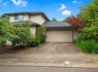 76 Kingsgate Rd, Lake Oswego, OR 97035