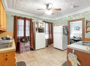 176 Harrison Ave FLOOR 2, Woonsocket, RI 02895