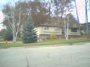 304 Seminole Ln, Green Bay, WI 54313