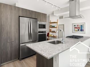 220 W Illinois St, Chicago, IL 60654