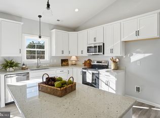 475 Fredericks Hall Rd, Bumpass, VA 23024