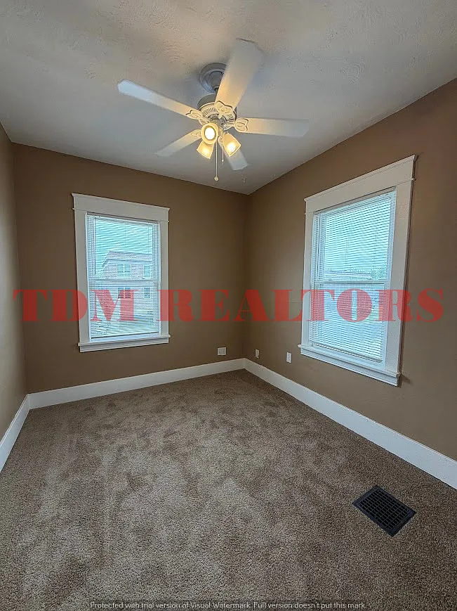 3 bed, 1.5 bath, $1,250 — Photo 2