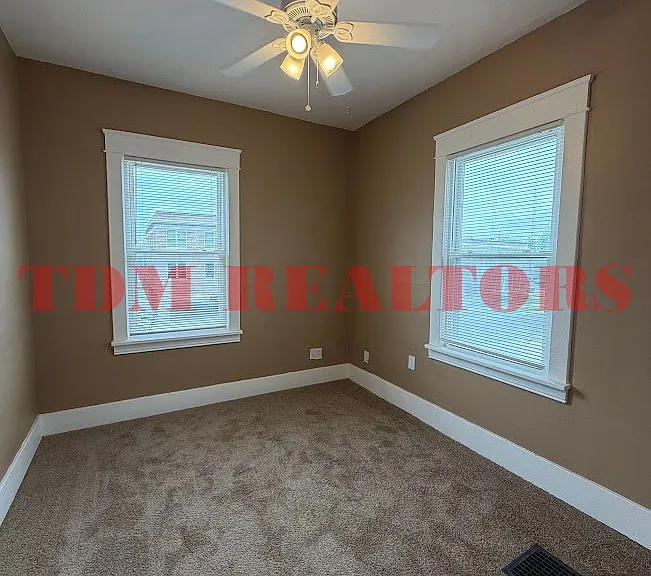 419 Clinton St #419 — Photo 2