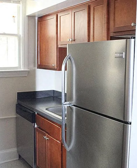 1620 C Street Apartments — Photo 7