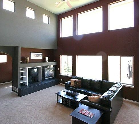 Floor to Ceiling Windows in Great Room
