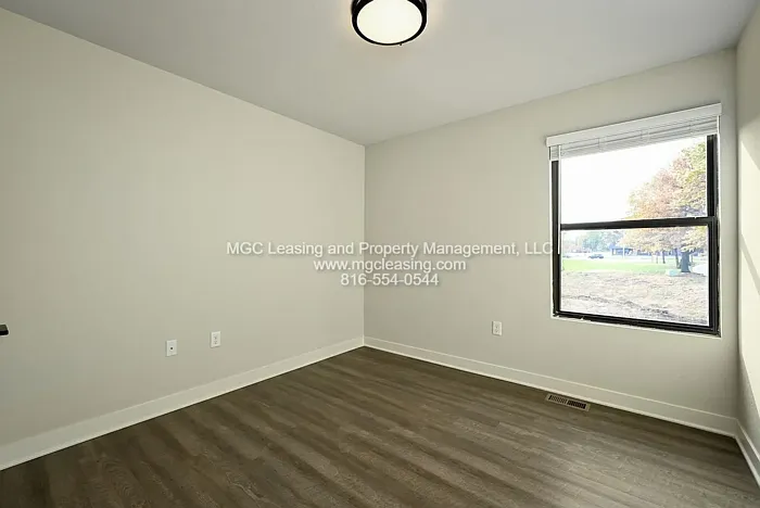 238 Persimmon Rd — Photo 11