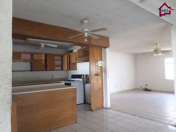 5th image of 1550 Sacramento St