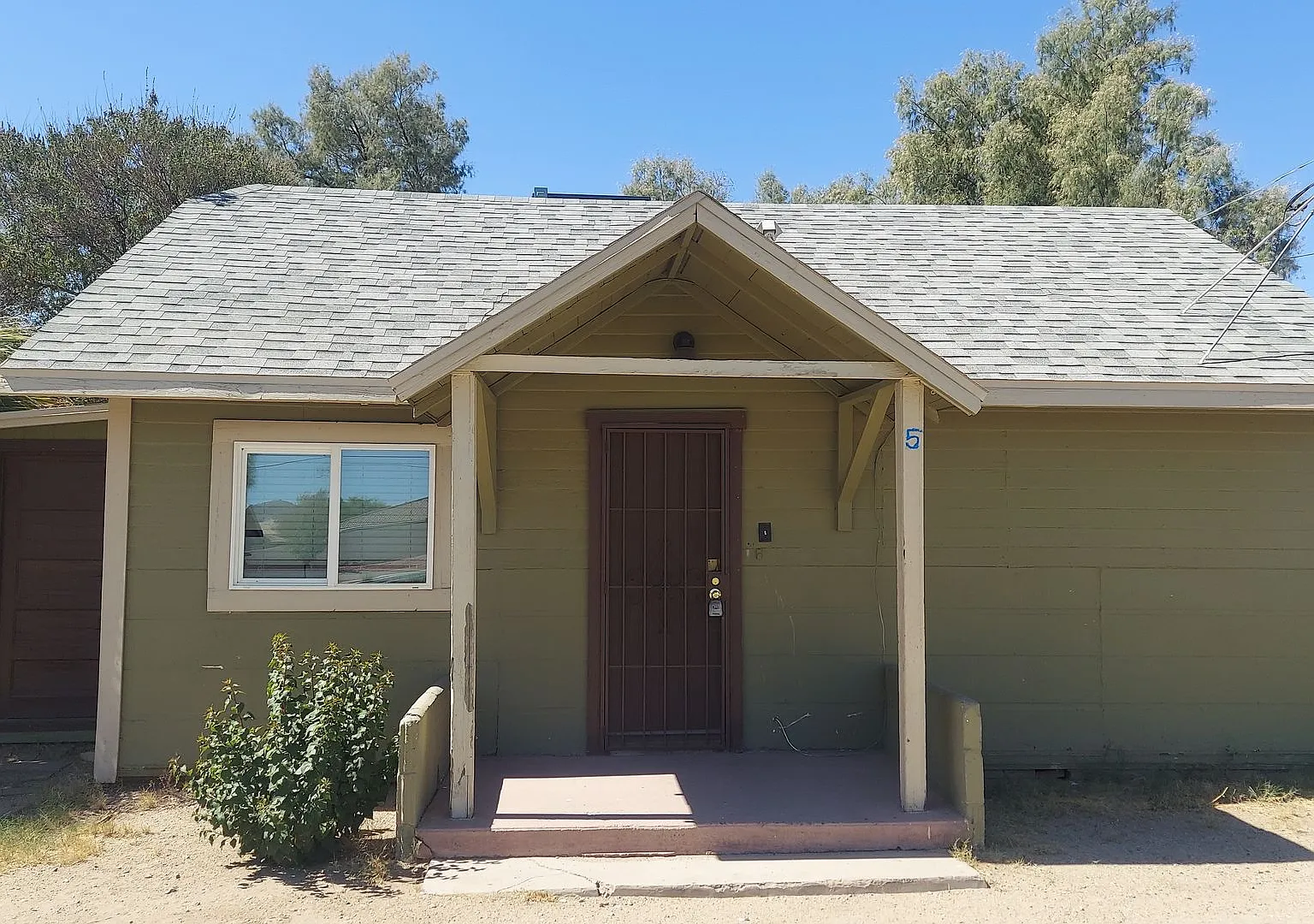 Adorable Laveen Bungalow! — Photo 1