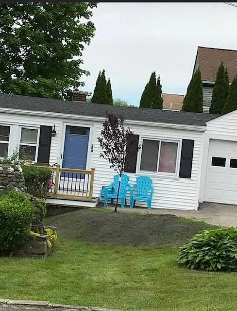 208 Reservoir Rd #1