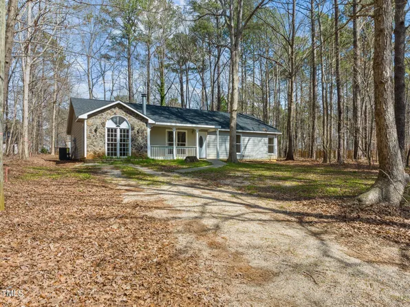 121 Huron Dr, Louisburg, NC 27549