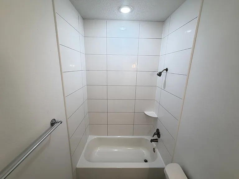 2481 San Filippo Dr SE — Photo 28