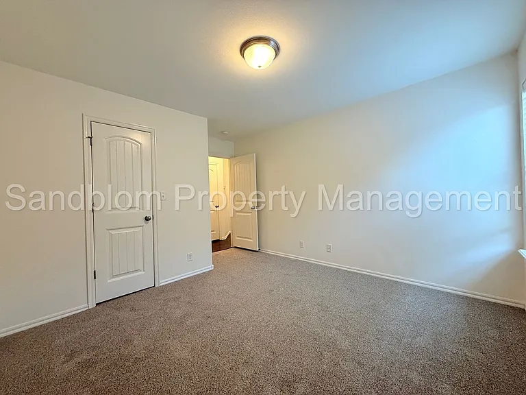 3912 W 104th Ct S — Photo 17