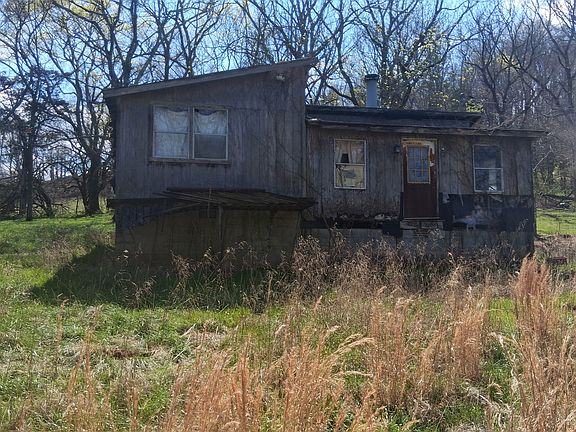 3rd image of 2431 Williams Rd