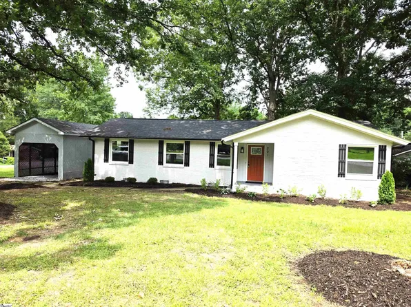 201 Cheyenne Dr, Simpsonville, SC 29680
