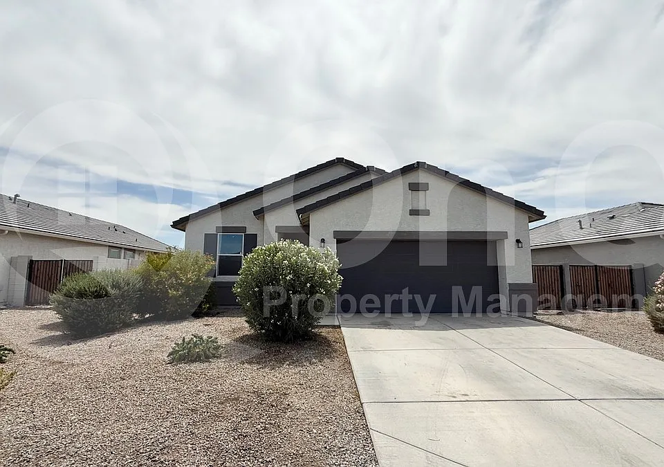 1549 E Fletcher Dr