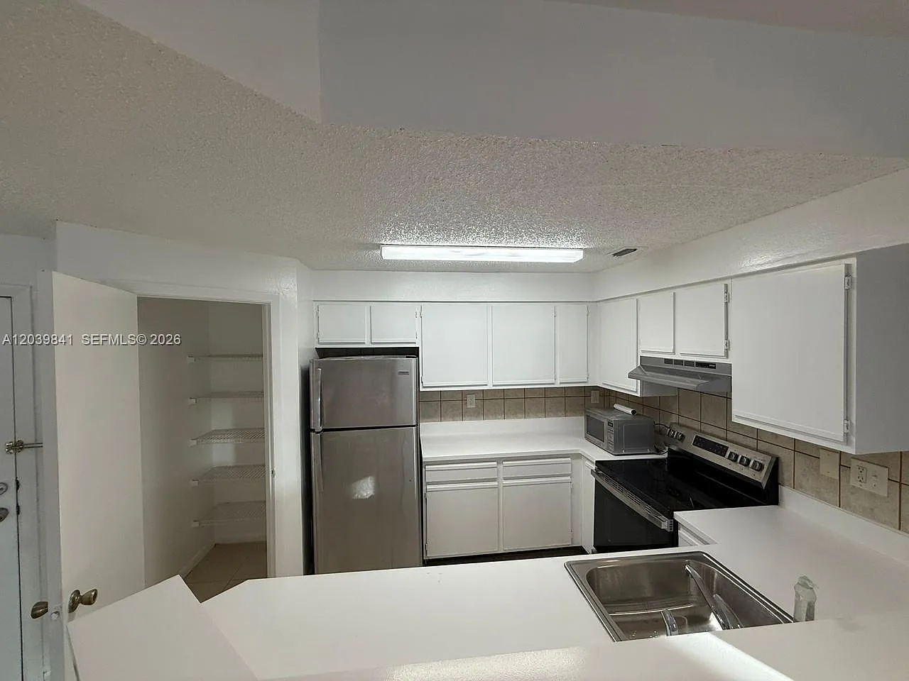 Marina Oaks Condo — Photo 3
