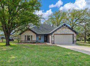 143 Bedfords Bnd, Gun Barrel City, TX 75156