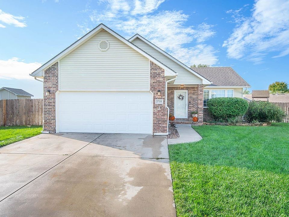 1st image of 2710 Lochinbar Ct