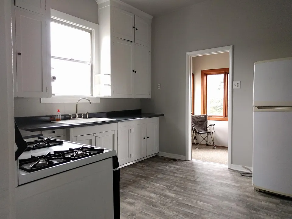 Main floor kitchen