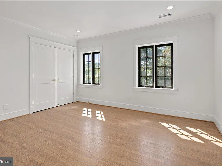 10816 Barn Wood Ln — Photo 41