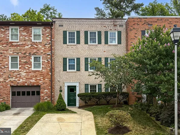 19 S Abingdon St, Arlington, VA 22204