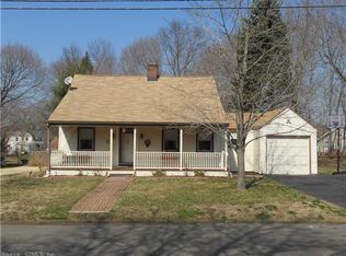 15 Oberlin Rd, Hamden, CT 06514