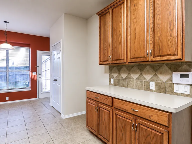 11232 Chaucer Dr — Photo 10