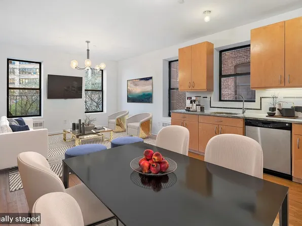 250 Manhattan Avenue image 1 of 12