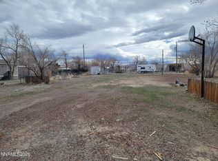 1060 Donner Trl, Silver Springs, NV