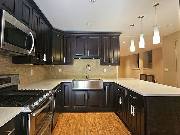 4th image of 31-42 43rd St #1