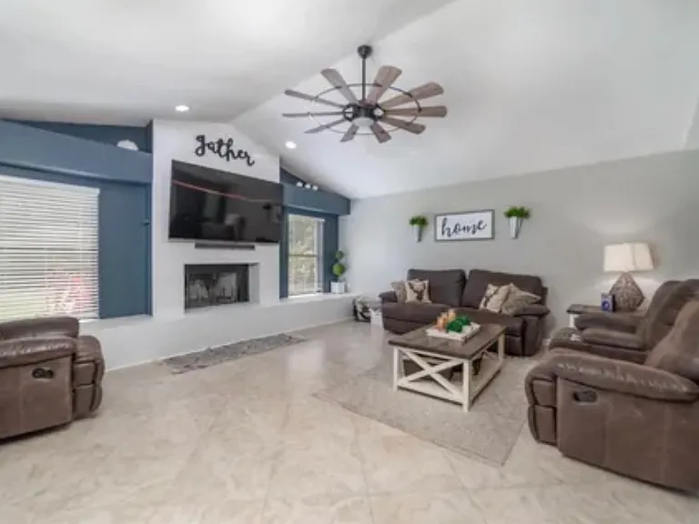 2906 Pine Club Dr — Photo 19