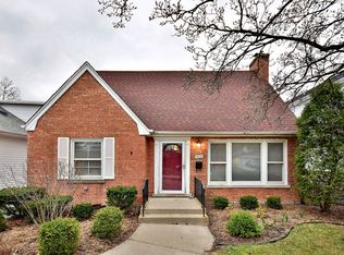 474 S Poplar Ave, Elmhurst, IL