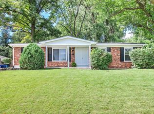 6 Gray Brooke Ln, Florissant, MO