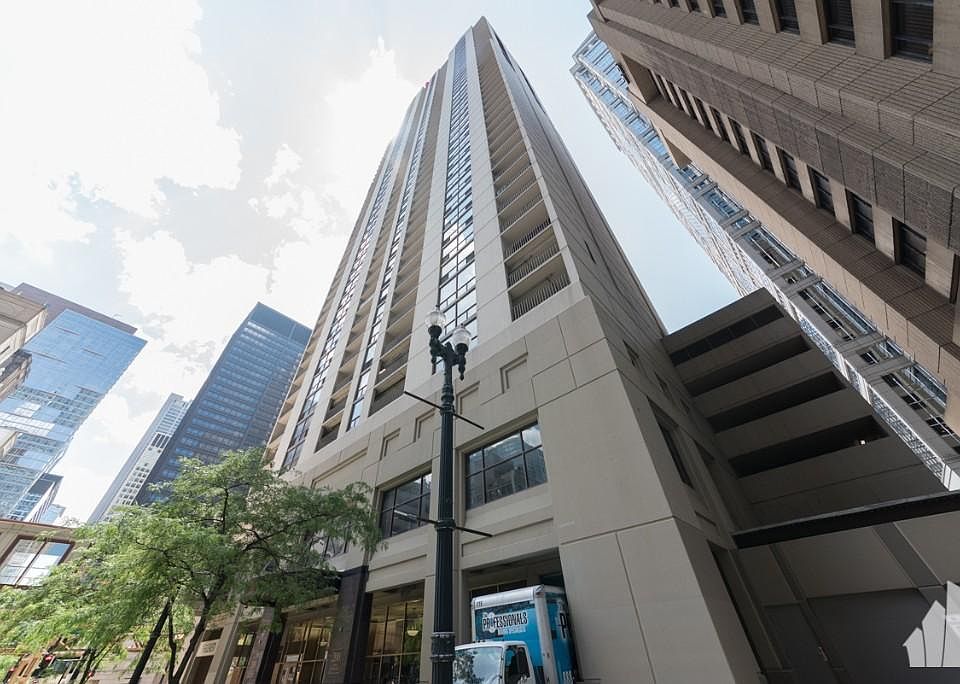 1st image of 200 N Dearborn St #5003