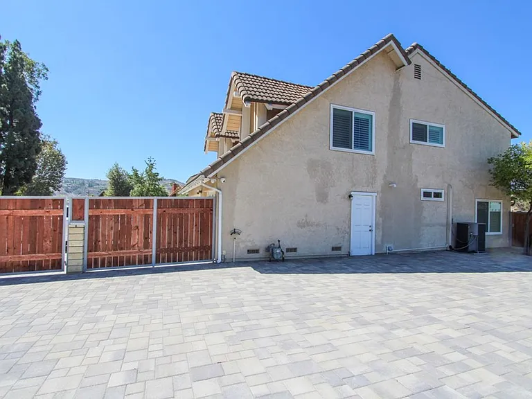 6331 E Via Arboles — Photo 101