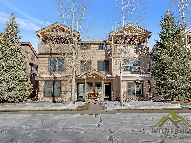 729B Meadow Dr — Photo 24